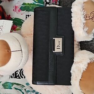 Authentic vintage CHRISTIAN DIOR Long Wallet Black no callout.